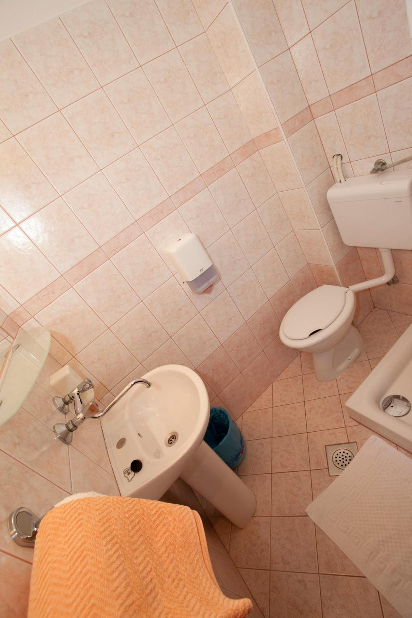 Pansion Burin Hotel Baška Стая снимка